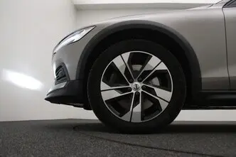 Volvo V60 Cross Country, 2.0, 184 kW, hübriid, automaat, nelikvedu