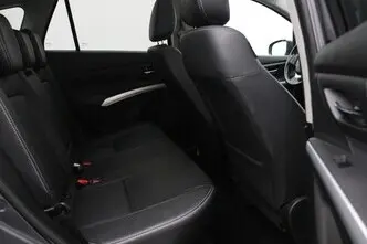 Suzuki SX4, 1.4, 103 kW, бензин, механическая, передний привод