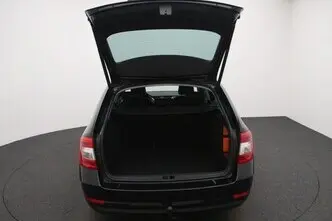 Škoda Octavia, 1.6, 85 kW, diesel, automatic, front-wheel drive