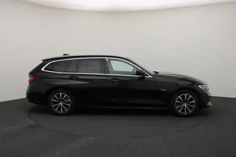 BMW 320, 2.0, 150 kW, pistikhübriid, automaat, tagavedu