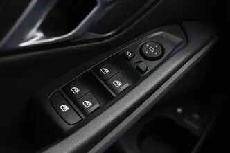 BMW 320, 2.0, 150 kW, pistikhübriid, automaat, tagavedu