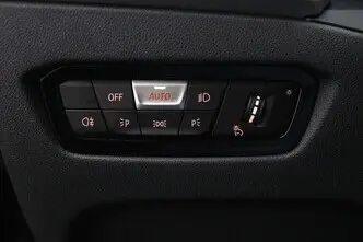 BMW 320, 2.0, 150 kW, pistikhübriid, automaat, tagavedu