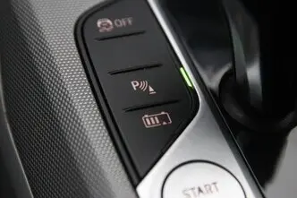 BMW 320, 2.0, 150 kW, pistikhübriid, automaat, tagavedu