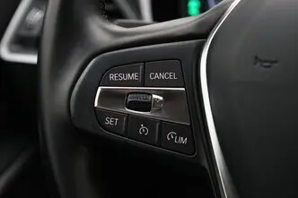 BMW 320, 2.0, 150 kW, pistikhübriid, automaat, tagavedu