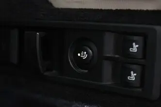 BMW 320, 2.0, 150 kW, pistikhübriid, automaat, tagavedu