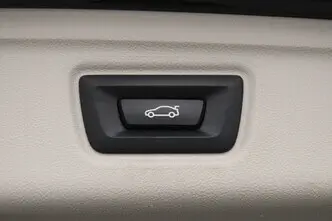 BMW 320, 2.0, 150 kW, pistikhübriid, automaat, tagavedu