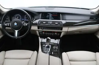 BMW 520, 2.0, 135 kW, бензин, автомат, задний привод