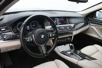BMW 520, 2.0, 135 kW, бензин, автомат, задний привод