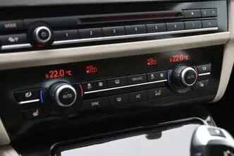 BMW 520, 2.0, 135 kW, бензин, автомат, задний привод