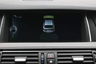 BMW 520, 2.0, 135 kW, бензин, автомат, задний привод
