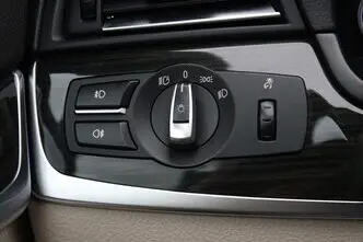 BMW 520, 2.0, 135 kW, бензин, автомат, задний привод