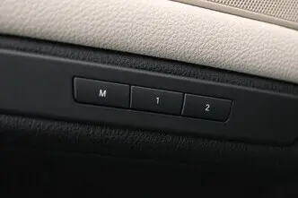 BMW 520, 2.0, 135 kW, бензин, автомат, задний привод