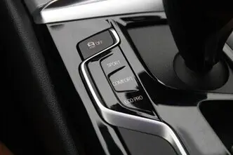 BMW 520, 2.0, 120 kW, гибрид, автомат, задний привод