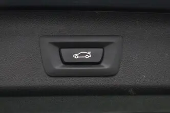 BMW 520, 2.0, 120 kW, гибрид, автомат, задний привод