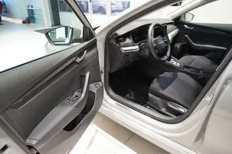 Škoda Octavia, 1.5, 110 kW, hybrid, automatic, front-wheel drive