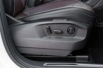 Volkswagen Tiguan, 2.0, 110 kW, дизель, автомат, передний привод