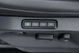 Volkswagen Tiguan, 2.0, 110 kW, дизель, автомат, передний привод