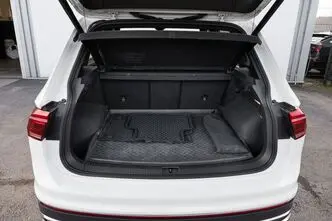 Volkswagen Tiguan, 2.0, 110 kW, дизель, автомат, передний привод