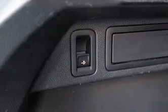 Volkswagen Tiguan, 2.0, 110 kW, дизель, автомат, передний привод