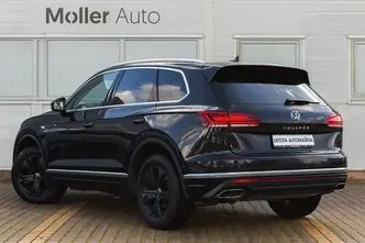 Volkswagen Touareg, 3.0, 169 kW, diesel, automatic, four-wheel drive