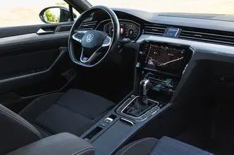 Volkswagen Passat, 160 kW, electric, manual