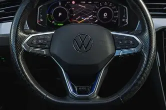 Volkswagen Passat, 160 kW, electric, manual