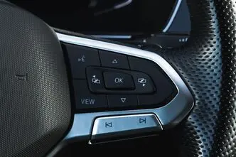 Volkswagen Passat, 160 kW, electric, manual
