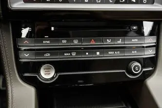 Jaguar F-Pace, 2.0, 132 kW, diisel, automaat, nelikvedu