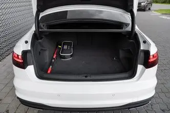 Audi A4, 2.0, 110 kW, бензин, автомат, передний привод