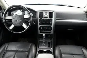 Chrysler 300C, 3.5, 248 kW, bensiin, automaat, tagavedu