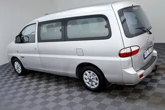 Hyundai H-1, 2.5, 140 kW, diisel, manuaal, esivedu