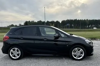 BMW 225 Active Tourer, 1.5, 100 kW, гибрид, автомат, полный привод