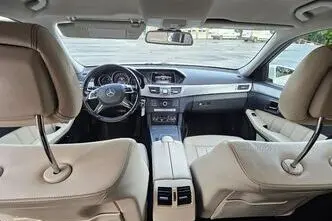 Mercedes-Benz E 200, 2.1, 100 kW, diisel, automaat, tagavedu