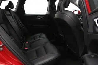 Volvo XC60, 2.0, 173 kW, дизель, автомат, полный привод