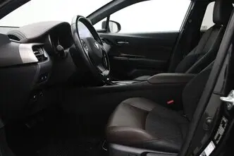 Toyota C-HR, 1.8, 72 kW, hybrid, automatic, front-wheel drive