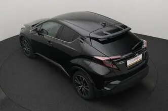 Toyota C-HR, 1.8, 72 kW, hybrid, automatic, front-wheel drive