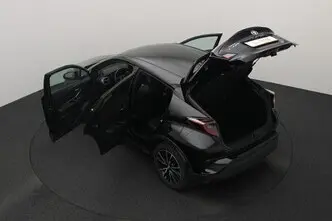 Toyota C-HR, 1.8, 72 kW, hybrid, automatic, front-wheel drive
