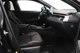 Toyota C-HR, 1.8, 72 kW, hybrid, automatic, front-wheel drive