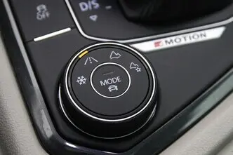 Volkswagen Tiguan, 1.4, 110 kW, бензин, автомат, полный привод