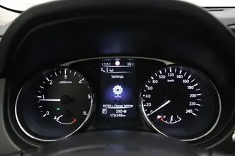 Nissan X-Trail, 2.0, 130 kW, diesel, automatic, front-wheel drive