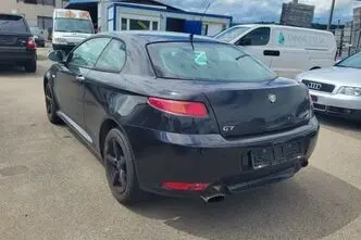 Alfa Romeo GT, 1.7, 103 kW, petrol, manual, front-wheel drive