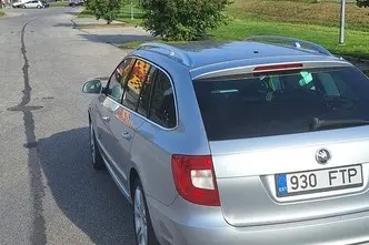 Škoda Superb, 2.0, 103 kW, дизель, механическая, передний привод