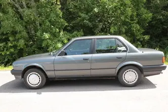 BMW 316, 1.6, 73 kW, bensiin, manuaal, tagavedu