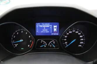 Ford Focus, 1.6, 110 kW, бензин, механическая, передний привод