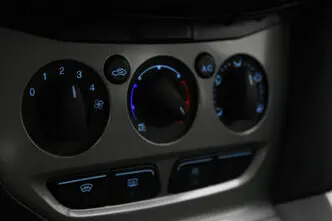 Ford Focus, 1.6, 110 kW, бензин, механическая, передний привод