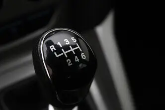 Ford Focus, 1.6, 110 kW, бензин, механическая, передний привод