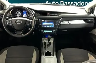 Toyota Avensis, 1.8, 108 kW, petrol, automatic, front-wheel drive