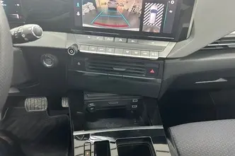 Opel Astra, 1.2, 100 kW, гибрид, автомат, передний привод