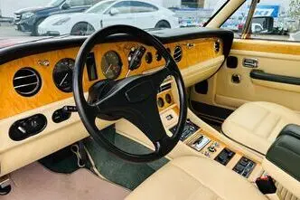 Bentley Turbo R, bensiin, automaat, tagavedu