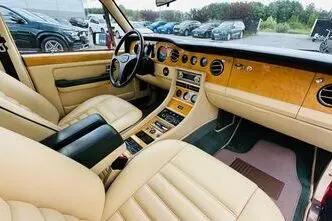 Bentley Turbo R, bensiin, automaat, tagavedu